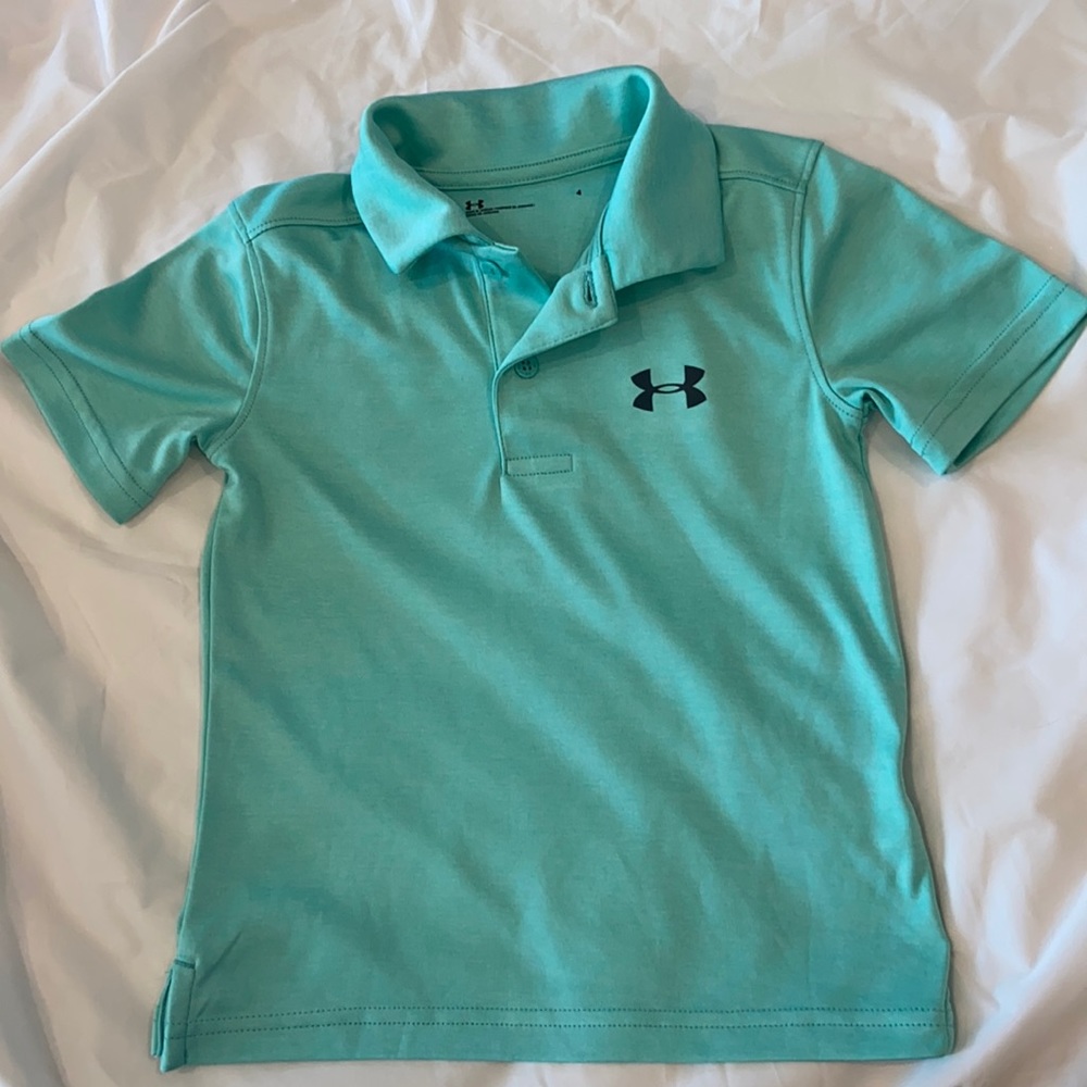 Boys size 4 under armour performance polo